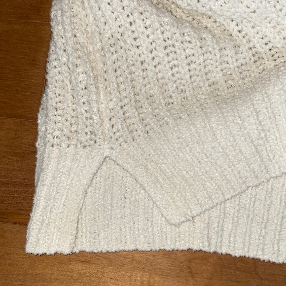 Cream sweater - Picture 3 of 4